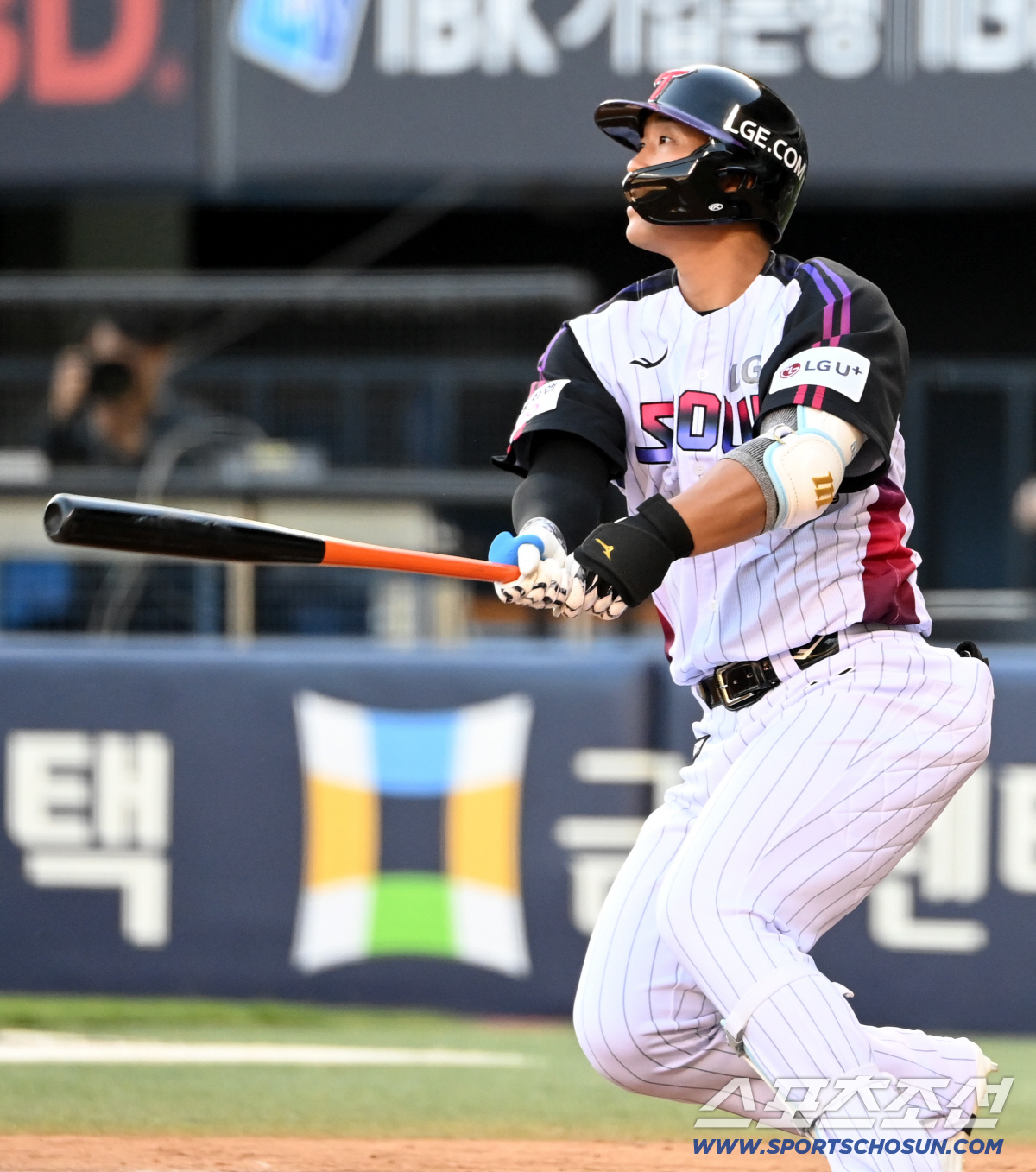 29일 잠실야구장에서 열린 KIA와 LG의 경기. 1회말 2사 1,2루 송찬의가 3점홈런을 치고 있다. 잠실=허상욱 기자 wook@sportschosun.com/2026.05.29/