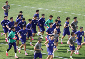 ''파격 변신' 이강인 챔스 우승하고 건강하게 돌아와!' 최후의 1인 애타게 기다리는 홍명보호…'완전체 D-2'[솔트레이크 현장]