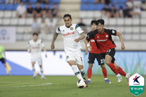 [K리그2 리뷰]루안 결승골 폭발! 김포FC, 파죽의 3연승→4위 도약..수원FC-성남 0-0 무승부