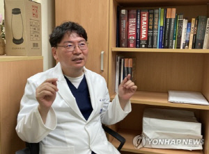 "불 안 난다고 소방서 줄이느냐" 외상외과 교수의 `일침`