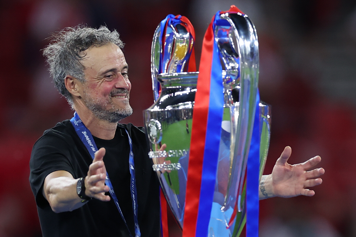 '챔스 2연패 위업!' PSG 승부사 엔리케 "행운이 함께하는 파리, 레전드? 관심 없어"[파리생제르맹 VS 아스널]