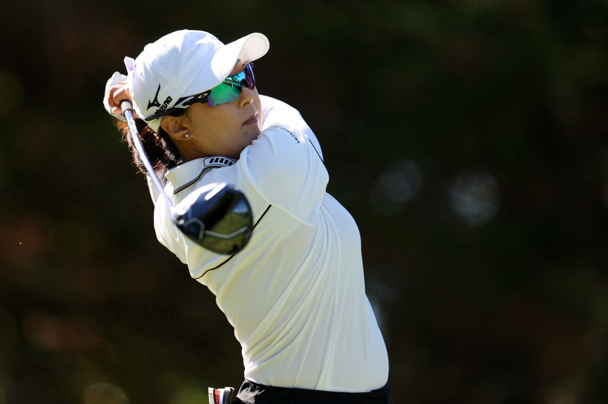 GALLOWAY, NEW JERSEY - MAY 29: Jiwon Jeon of South Korea plays her shot from the 16th tee during the first round of the ShopRite LPGA powered by Wakefern 2026 at Seaview Bay Course on May 29, 2026 in Galloway, New Jersey. Emilee Chinn/Getty Images/AFP (Photo by Emilee Chinn / GETTY IMAGES NORTH AMERICA / Getty Images via AFP)