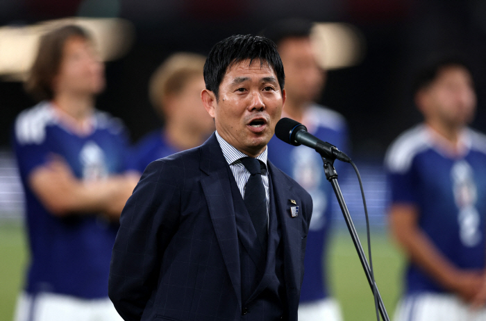 "월드컵 우승" '18위' 일본, '75위' 아이슬란드 안방 불러 1-0 진땀승…A매치 6연승 질주, 북중미월드컵 '준비 끝'