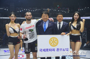 새 챔피언 탄생에 화끈한 KO 그리고 몸싸움까지 8월 29일이 기대되는 로드FC