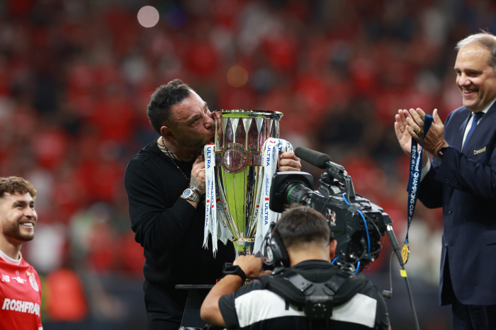 "당장 나가" LAFC 감독이 다 망쳤다, 사상 첫 '손흥민vs이강인' 결승전 불발...인터컨티넨탈컵 대진표 확정, 톨루카가 도전