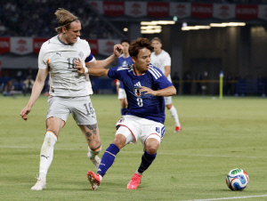 "(스가와라)남달랐다" 아이슬란드 주장이 감탄한 선수, 1-0 승리한 日 호평 "기술 수준이 높다, 북중미월드컵서 좋은 결과 낼 것"