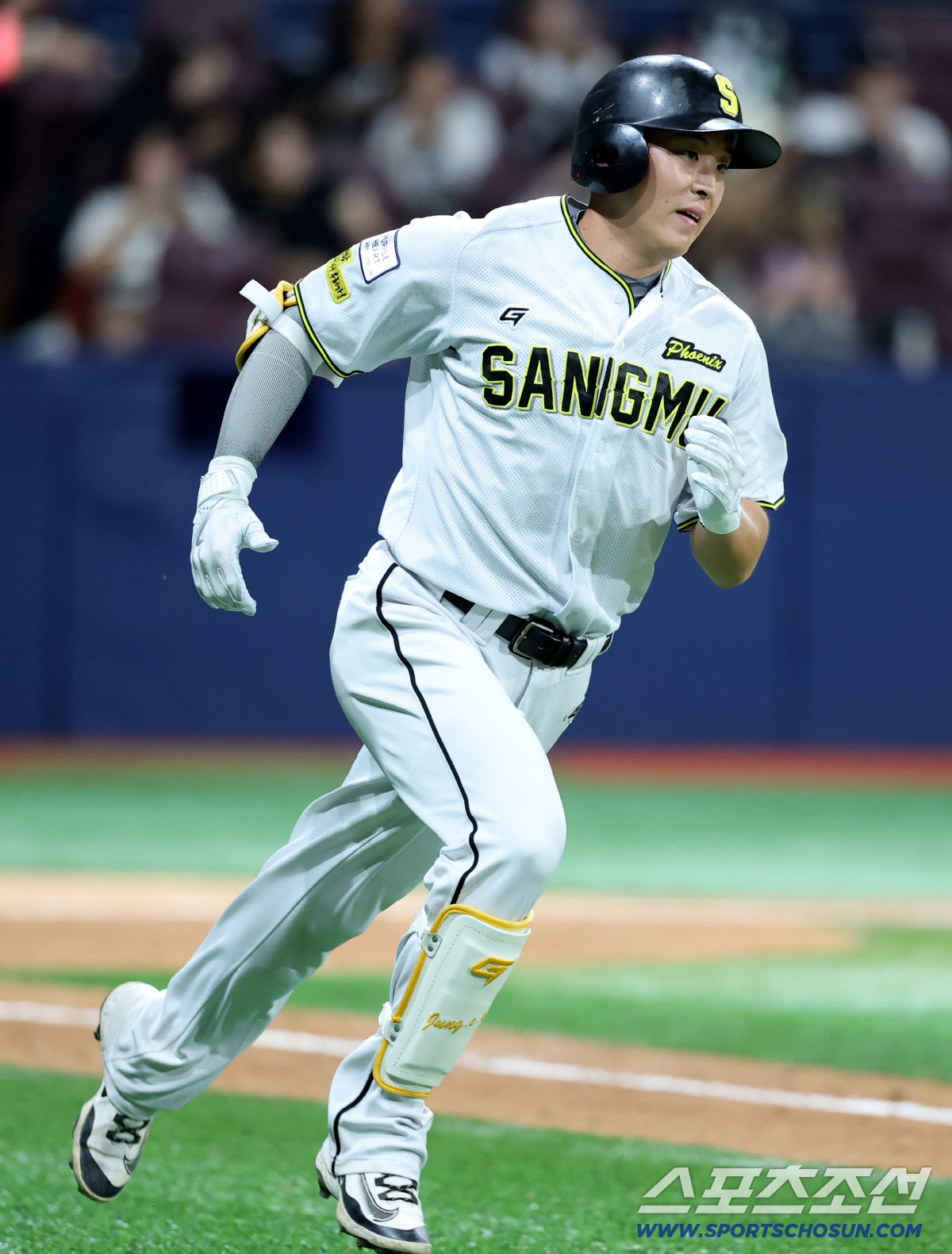 1일 고척스카이돔에서 열린 2025 KBO 퓨처스리그 챔피언결정전 상무와 KT의 경기, 5회말 상무 정은원이 내야플라이로 물러나고 있다. 고척=허상욱 기자 wook@sportschosun.com/2025.10.01/