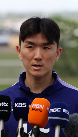 '손흥민 아닙니다' 외신도 깜짝 주목! 한국 월드컵 성패 좌우할 '핵심 선수'…"겸손하고 묵묵한 스타일이라 주목 덜 받아"