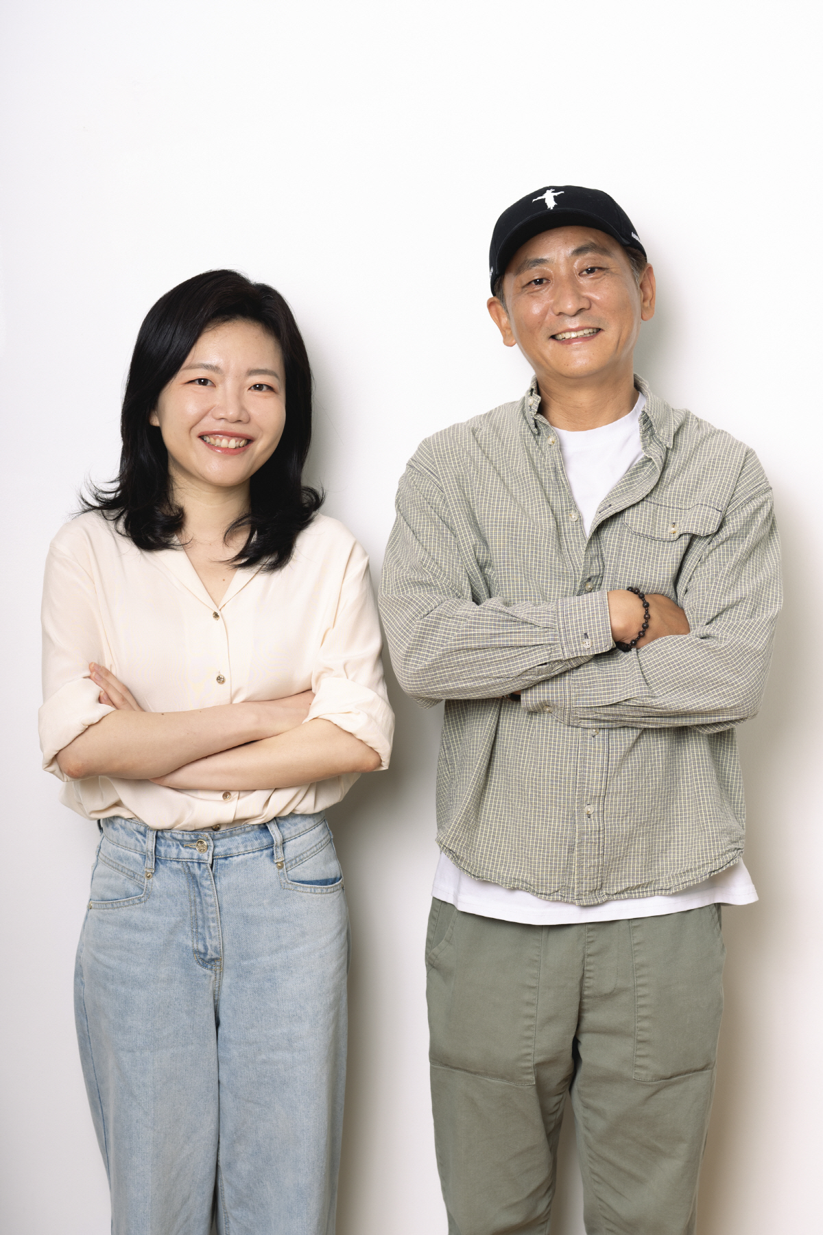 이지현 작가(왼쪽), 박준우 감독. 사진 제공=스튜디오 안자일렌