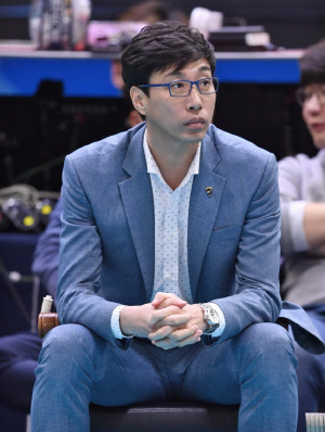 [단독] '페퍼 인수→신구단 승인' SOOP, 초대 사령탑에 김세진 감독 선임