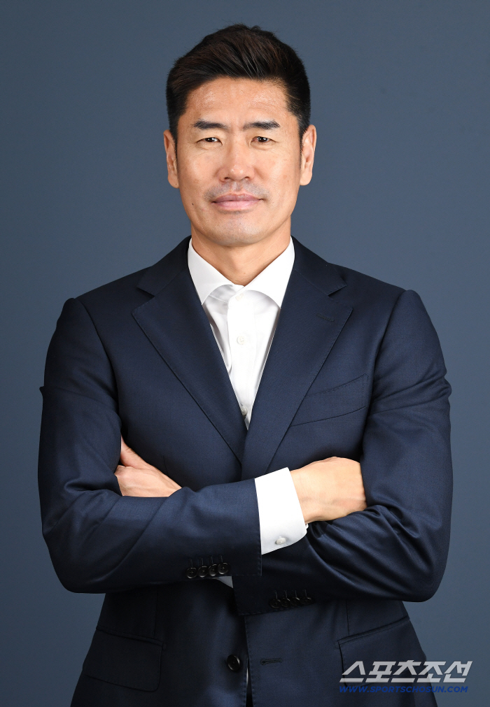 [설기현의 월드컵 정주행]'4강 신화 주역' 설기현 감독 "지금이 2002년 멤버 보다 더 훌륭! 잉글랜드와 프랑스 주목하라"