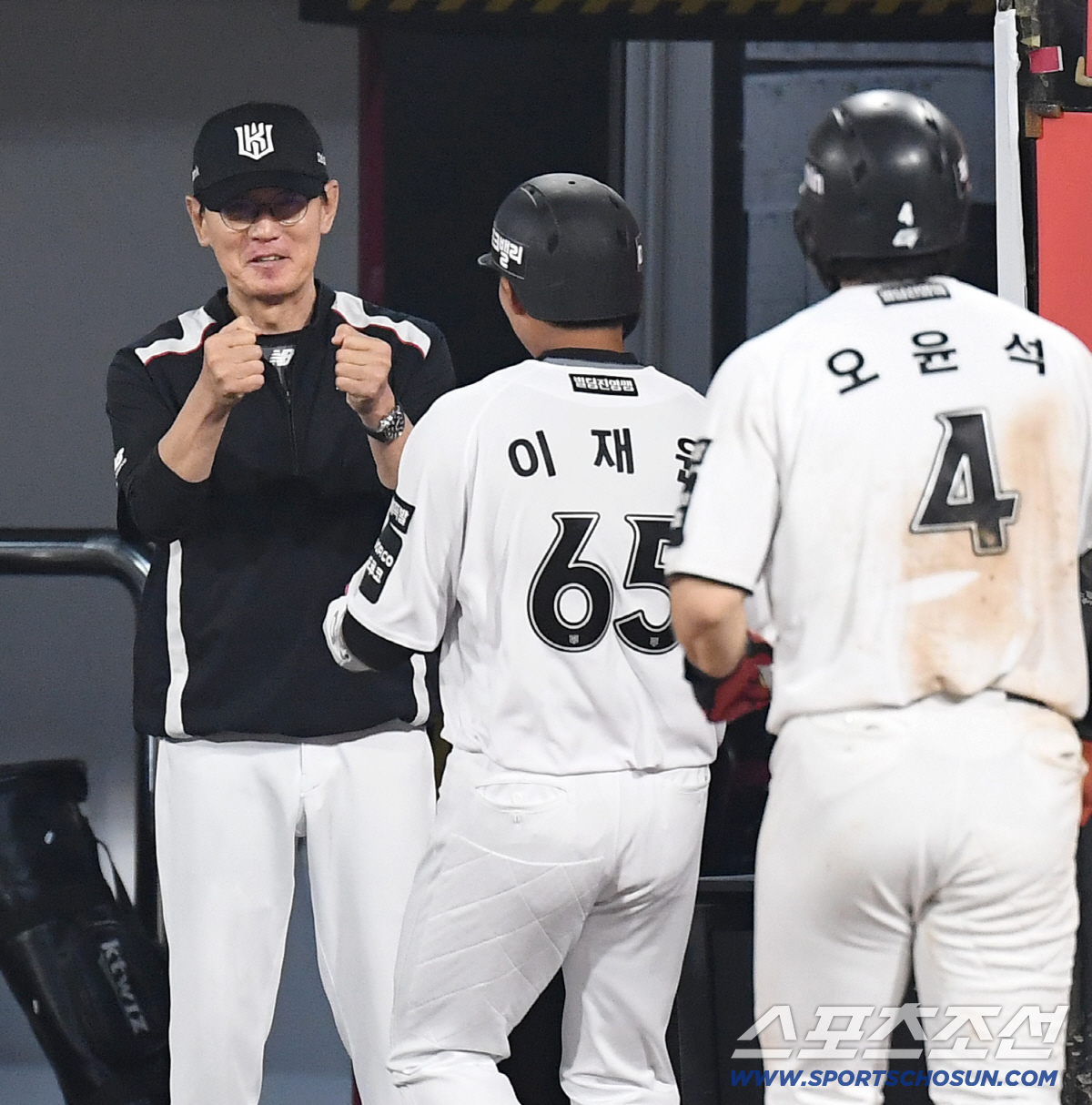4일 수원 케이티위즈파크에서 열린 KBO리그 KT와 LG의 경기. 8회말 투런홈런을 날린 KT 이재원. 수원=송정헌 기자 songs@sportschosun.com/2026.06.04/