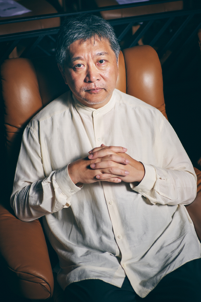 [인터뷰③] '상자 속의 양' 고레에다 히로카즈 감독 "강동원 나온 '와일드 씽' 예고편 봐, 여전히 젊더라"
