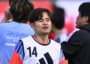 "월드컵 수준 아니잖아!" 日 에이스 구보 다케후사 결국 작심 발언…'막판 담금질' 일본, 그라운드 문제로 2연속 경기장 이동