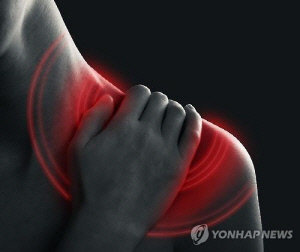 선임병 업어치기로 어깨 장애…법원 "보훈대상 등록거부는 위법"