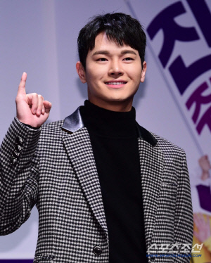 장동주, 자해 영상은 쇼 였나..손가락 멀쩡했다
