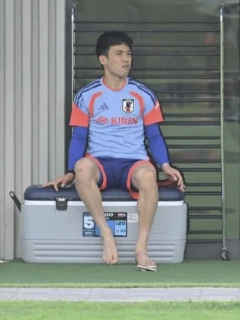 한국의 손흥민 빠진 수준...日 캡틴 엔도 마침내 월드컵 훈련장 '전격 등장', 하지만 훈련은 또 결석 "일본 대표팀 어두운 그림자 덮쳐" 우려