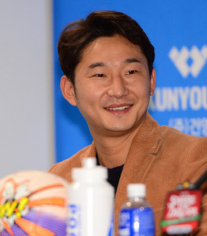 이천수 파격 예측 "한국 2승 1패, 2위로 32강"..."하지만 16강 어렵다고 본다, 키플레이어는 황희찬"