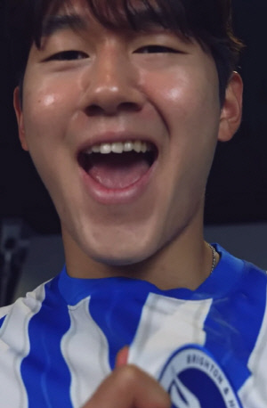 [오피셜]韓 축구 미래 악재! '한국 최고 유망주' 윤도영, EPL 데뷔 가능성에 먹구름...2007년생 초대형 포지션 경쟁자 영입, "이적료 500억"