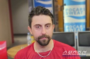 'KT전 ERA 13.50' 그 투수가 맞나.12G 만에 첫 QS , 153km 외인의 대반전 그 이유는[인천 인터뷰]