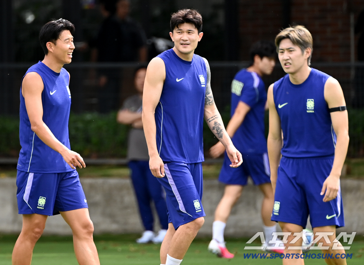 7일(한국시각) 멕시코 과달라하라의 대표팀 베이스캠프 훈련장인 치바스 베르데 바예에서 진행된 대한민국 월드컵 대표팀의 공식 훈련, 손흥민 김민재 이강인이 훈련을 하고 있다. 과달라하라(멕시코)=허상욱 기자 wook@sportschosun.com/2026.06.07/