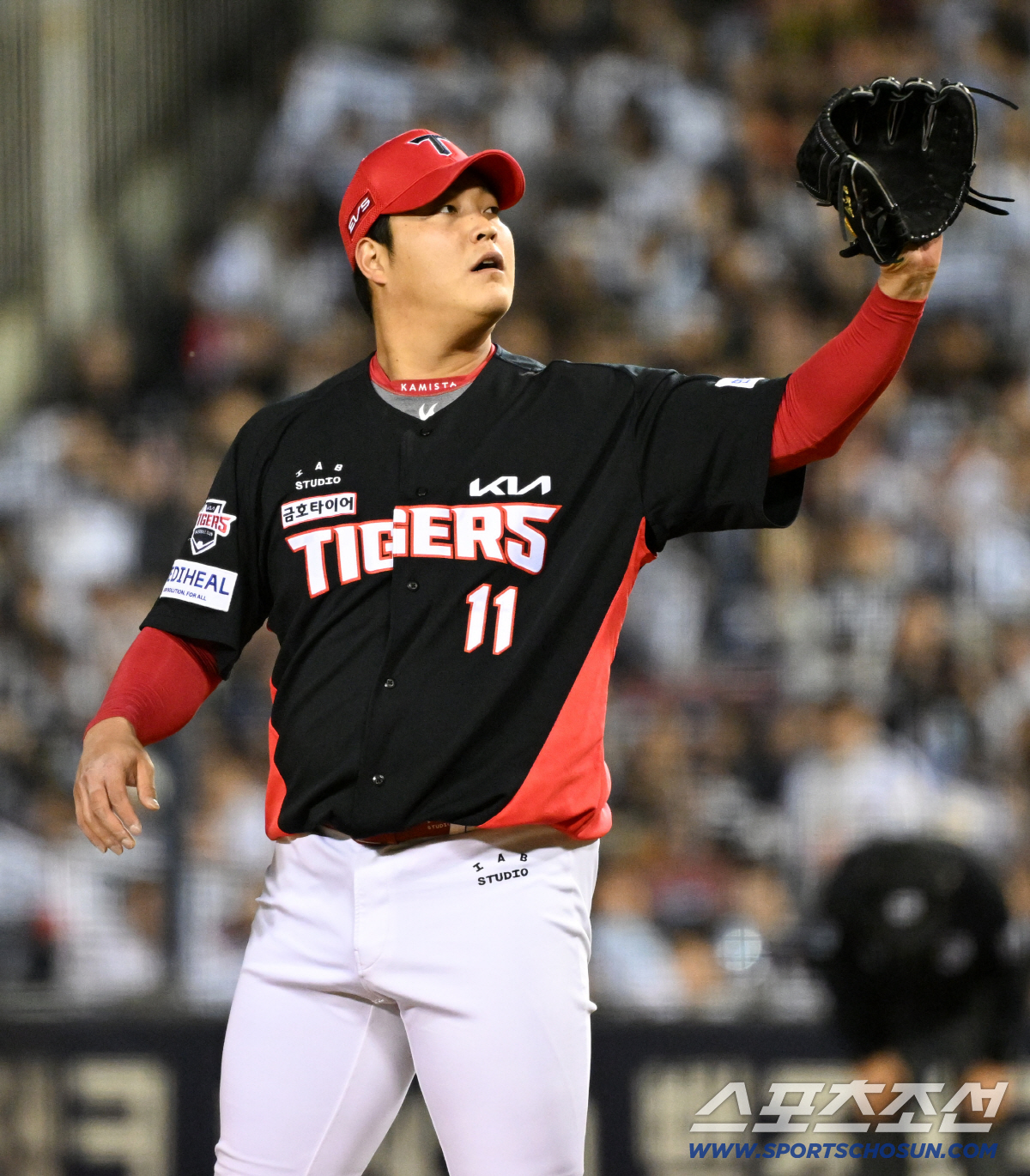 17일 잠실구장에서 열린 두산과 KIA의 경기. KIA 조상우가 역투하고 있다. 잠실=박재만 기자 pjm@sportschosun.com/2026.04.17/