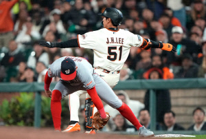 "이정후를 올스타로" SF팬들 미쳤다! MLB 전체 타격 2위 기적 → 1위까지 보인다