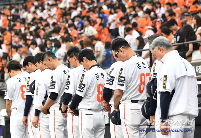 한화, 한화에어로 폭발 사고 희생자 추모…근조 리본 달고 뛴다