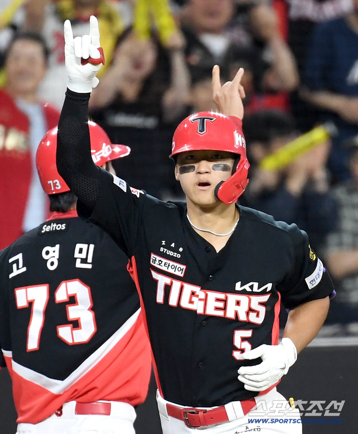 '앗 노시환 통한의 병살타' KIA, 한화에 6대4 진땀승…김도영 19호포+황동하 6승