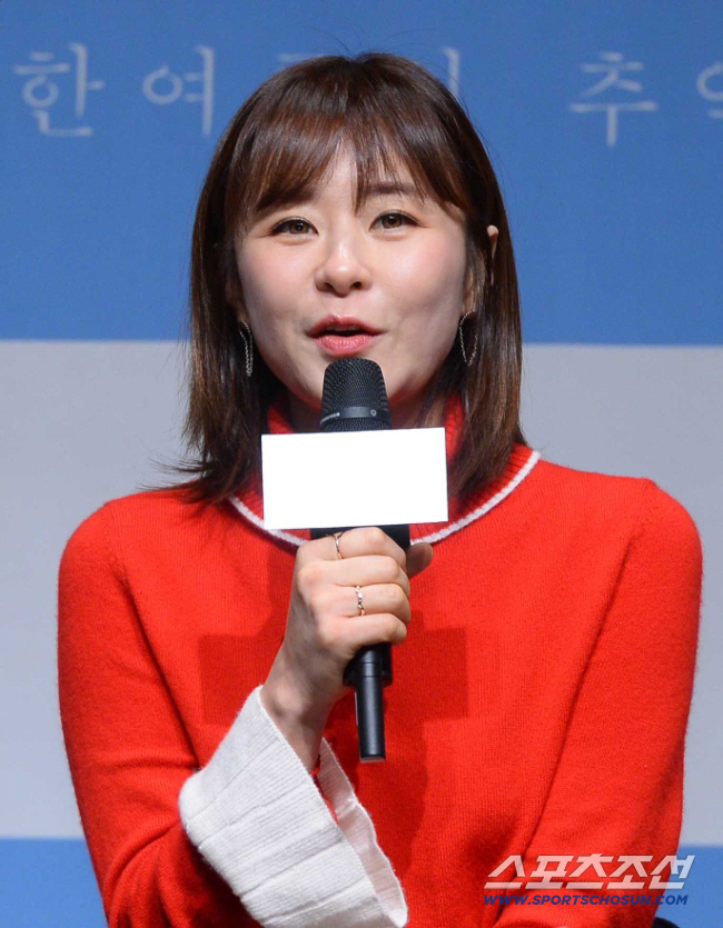 '48세' 최강희 "비혼주의 아냐...후배들 결혼·육아 보면 부럽다"