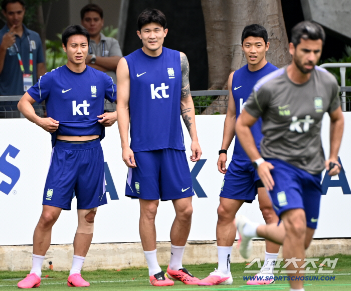 [과달라하라 ON]"역대 한국 축구에 이런 '프렌즈'는 없었다" 홍명보호 '중심' 96즈, '특별한 월드컵'을 꿈꾸다