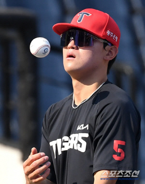 '대충격 0-0-0-0' 천하의 김도영도 이런 실수를…"어떤 영상에 눈이 팔려서, 어리석었습니다"