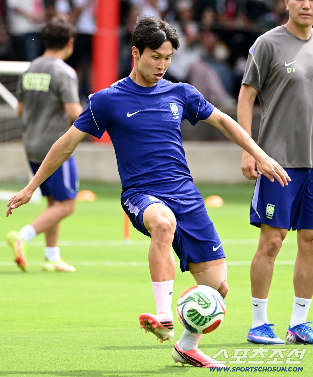 7일(한국시각) 멕시코 과달라하라의 대표팀 베이스캠프 훈련장인 치바스 베르데 바예에서 진행된 대한민국 월드컵 대표팀의 공식 훈련, 훈련에 나선 엄지성의 모습. 과달라하라(멕시코)=허상욱 기자 wook@sportschosun.com/2026.06.07/