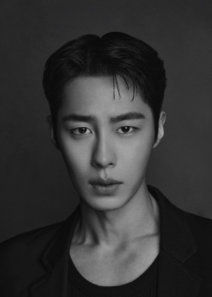 이재욱, 군복무 중 깜짝 가수 데뷔…2AM 임슬옹 프로듀싱