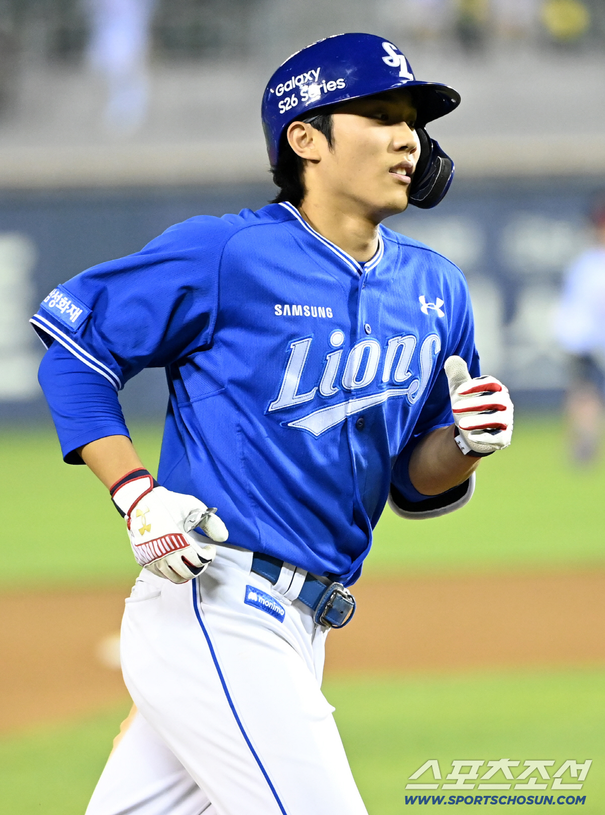 14일 잠실야구장에서 열린 삼성과 LG의 경기. 7회초 이재현이 솔로홈런을 치고 기쁨을 나누고 있다. 잠실=허상욱 기자 wook@sportschosun.com/2026.05.14/
