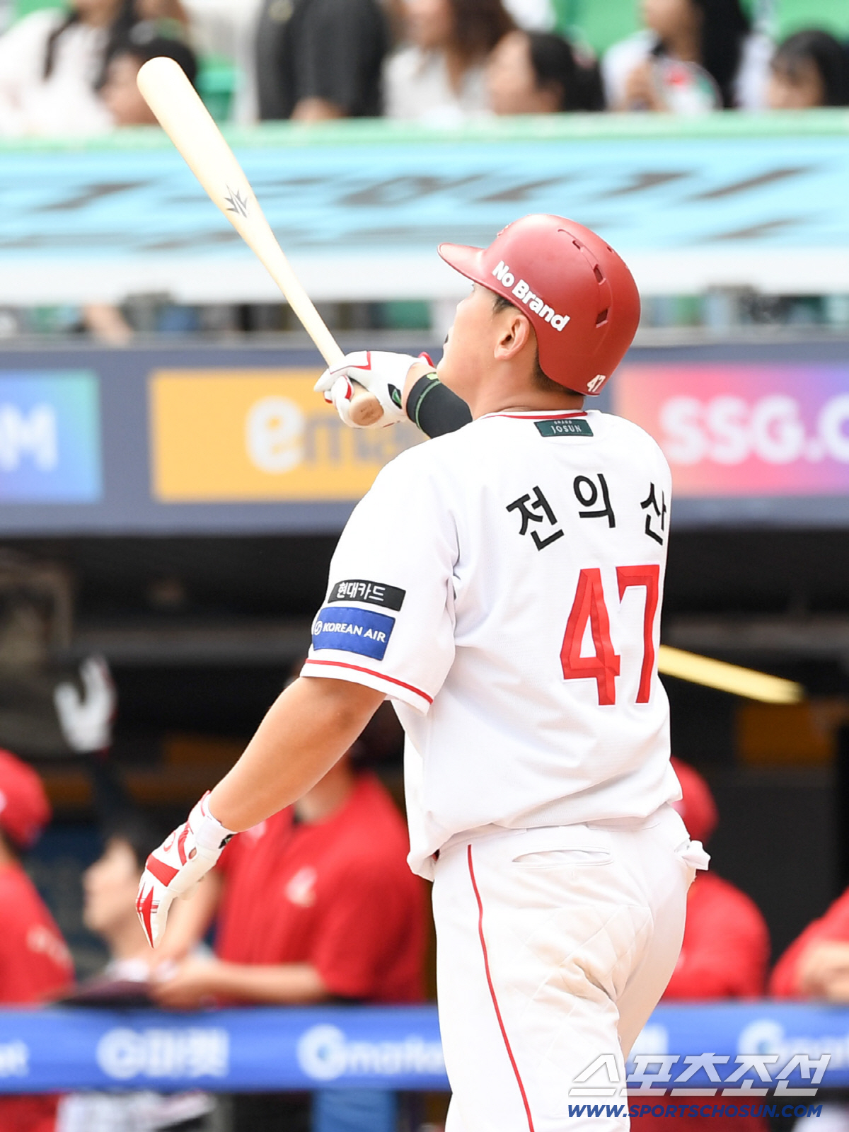 6일 인천SSG랜더스필드에서 열린 SSG와 KT의 경기. 6회말 무사 1루 SSG 전의산이 투런포를 날리고 있다. 인천=박재만 기자 pjm@sportschosun.com/2026.06.06/