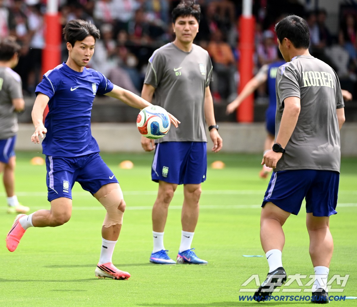 7일(한국시각) 멕시코 과달라하라의 대표팀 베이스캠프 훈련장인 치바스 베르데 바예에서 진행된 대한민국 월드컵 대표팀의 공식 훈련, 훈련에 나선 엄지성의 모습. 과달라하라(멕시코)=허상욱 기자 wook@sportschosun.com/2026.06.07/