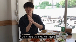 성시경, '스타일리스트 교체하라' 비난에…"차라리 안 멋있어지겠다"