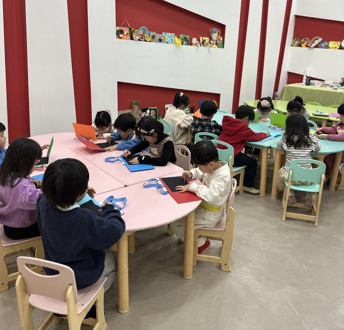 광명스피돔 어린이 문화교실에 참가한 어린이들이 체험 활동을 하고 있다. 사진제공=국민체육진흥공단