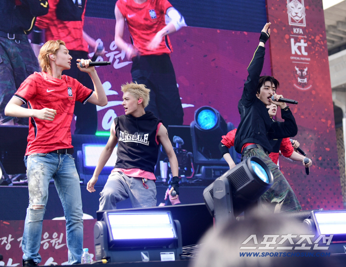 CORTIS on the Celebration Stage at the Gwanghwamun Street Cheer Event