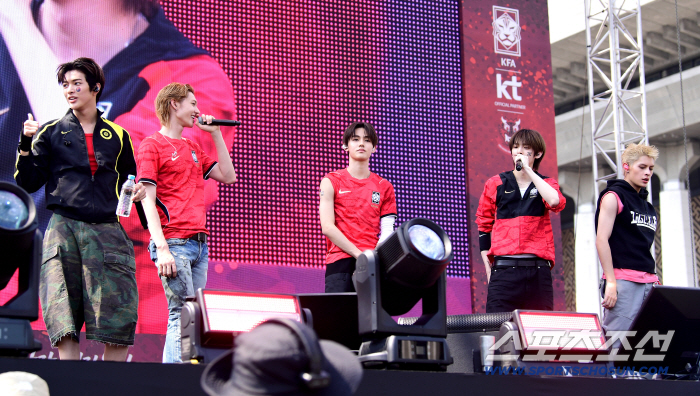 CORTIS 'We Support South Korean Football'