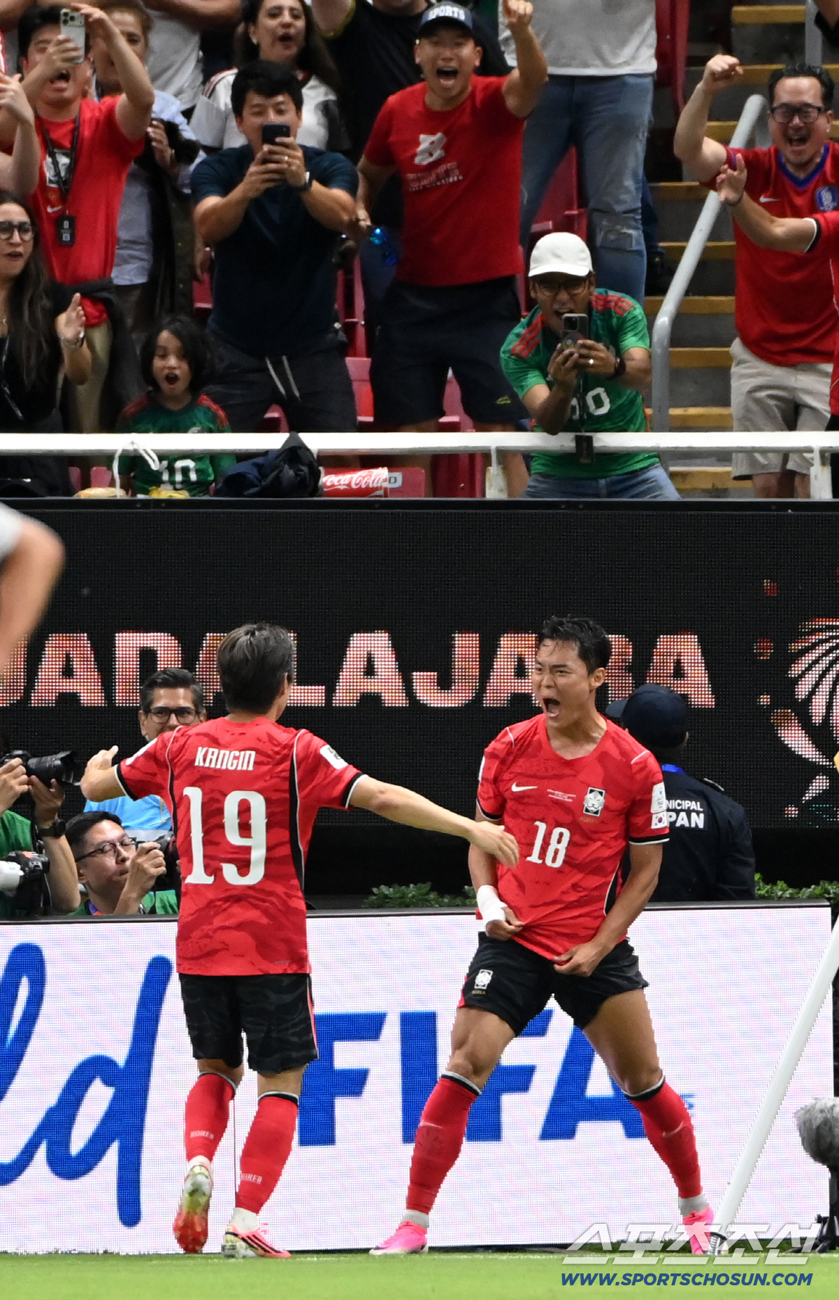 12일(한국시각) 멕시코 과달라하라 사포판의 에스타디오 과달라하라에서 열린 2026 북중미월드컵 대한민국과 체코의 경기. 오현규가 역전골을 터뜨리고 환호하고 있다. 사포판(멕시코)=허상욱 기자 wook@sportschosun.com/2026.06.12/