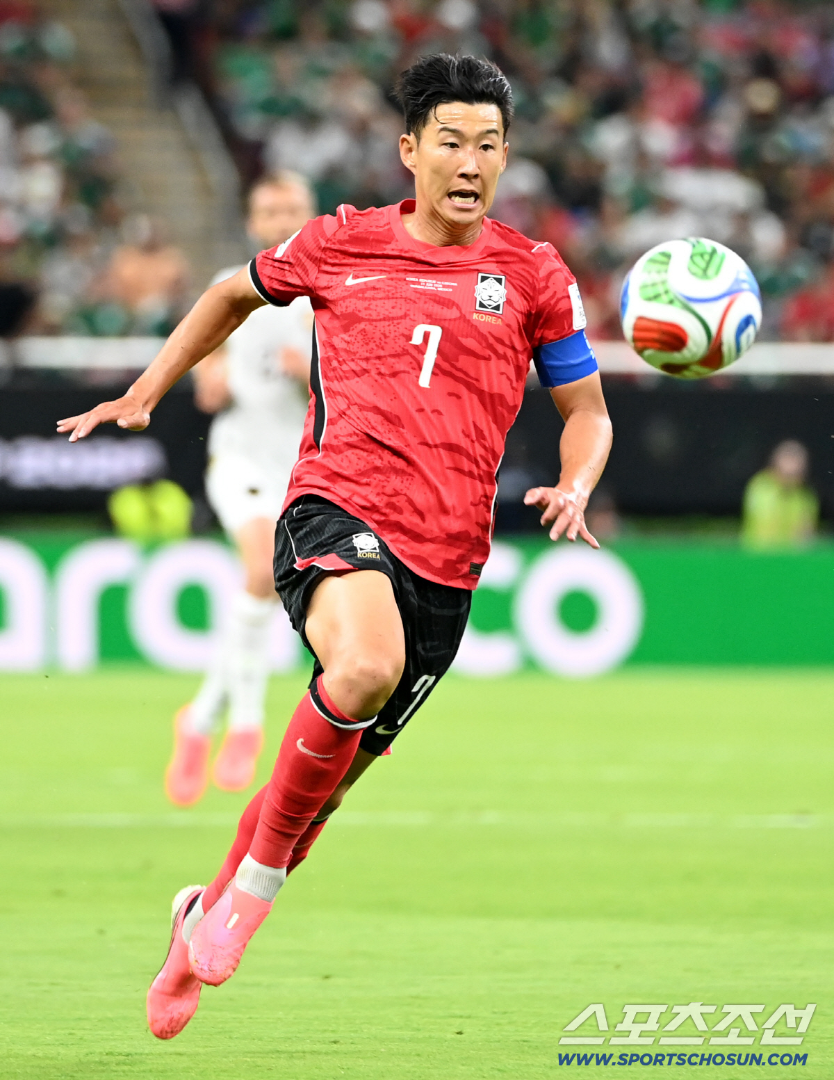 12일(한국시각) 멕시코 과달라하라 사포판의 에스타디오 과달라하라에서 열린 2026 북중미월드컵 대한민국과 체코의 경기. 손흥민이 돌파를 시도하고 있다. 사포판(멕시코)=허상욱 기자 wook@sportschosun.com/2026.06.12/