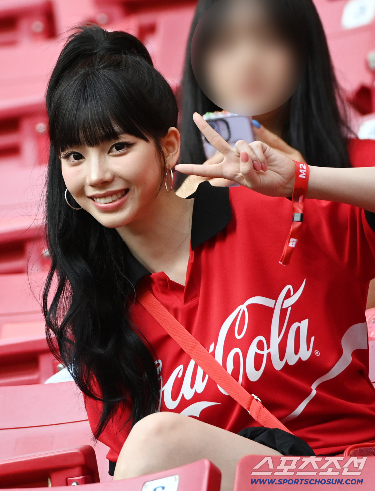 "이 미모 실화냐, 월드컵 무대라 더 빛나"…에스파 카리나·윈터, 월드컵 성지에 강림[사포판 현장]
