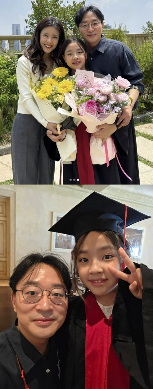 이윤지♥치과의사 남편, 졸업 딸에 뽀뽀..'母 붕어빵' 라니, 학사모 쓰고 미모 폭발