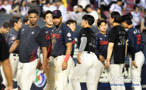 '7연속 루징 → 꼴찌 추락' 원성만 자자한 롯데, 또 무엇을 바꿔야할까?…분위기는 이미 9년 연속 좌절각 [SC포커스]