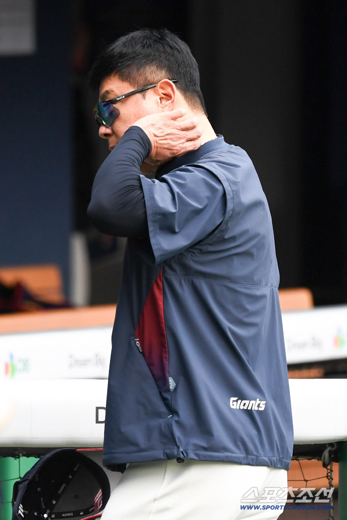 '7연속 루징 → 꼴찌 추락' 원성만 자자한 롯데, 또 무엇을 바꿔야할까?…분위기는 이미 9년 연속 좌절각 [포커스]