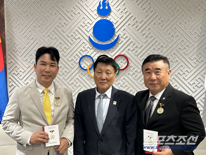 몽골에서 청소년 야구대회 개최한 일구회, 훈장 받았다