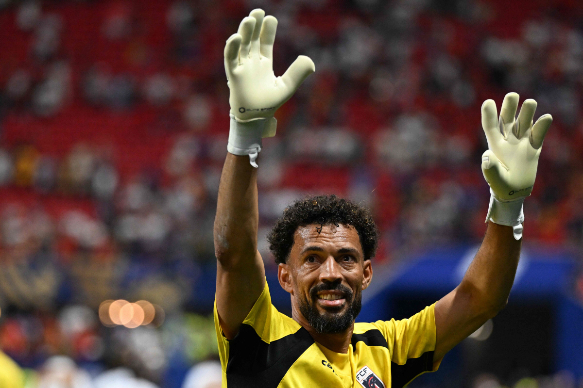 Cape Verde's goalkeeper #01 Vozinha celebrates at the end of the 2026 World Cup Group H football match between Spain and Cape Verde at the Atlanta Stadium in Atlanta on June 15, 2026. (Photo by ROBERTO SCHMIDT / AFP)