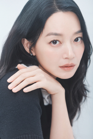 [SC인터뷰] "고생 중독자일까? '퀸' 놓치고 싶지 않아"…'눈동자' 신민아 is 뭔들(종합)
